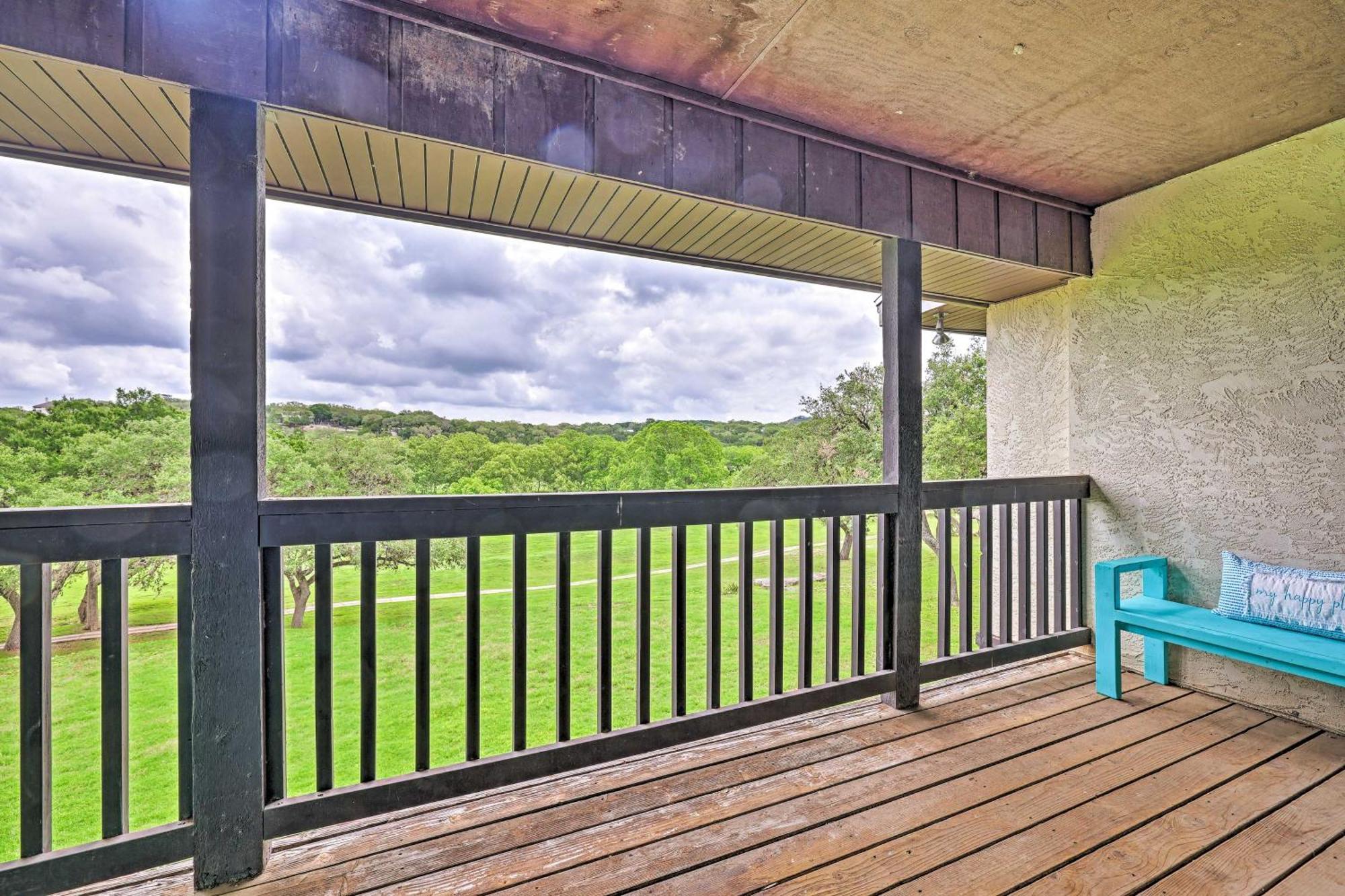 Modern Lakeside Golf Course Retreat With Deck! Canyon Lake Exterior foto